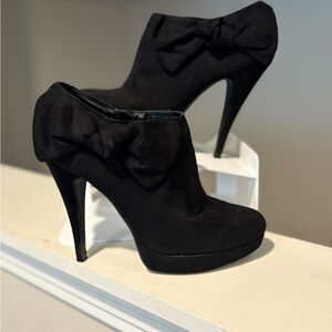 Bongo Ambular Women’s Black Zip Up 5” High Heel Booties Size 9.5M